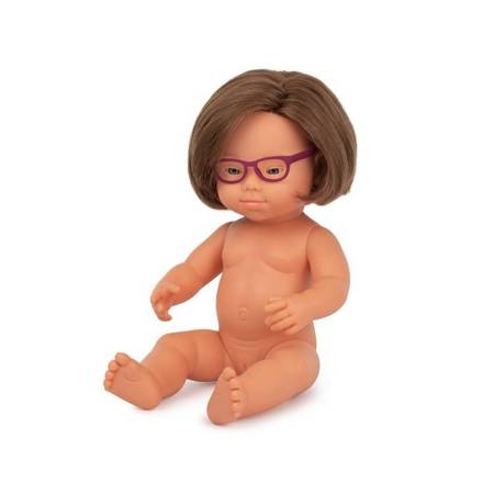 Muñeca europea con rasgos de niños con síndrome de Down, con gafas Miniland de 38cm.